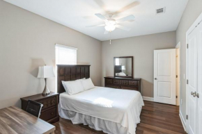 Cypress 71 2bd2b With Full Kitchen Equip